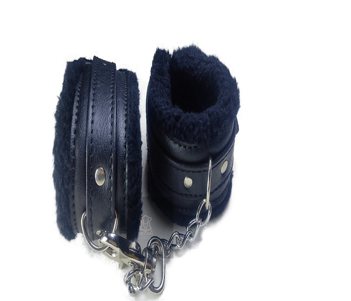 LEATHER BONDAGE RESTRAINTS WRIST CUFF BLACK